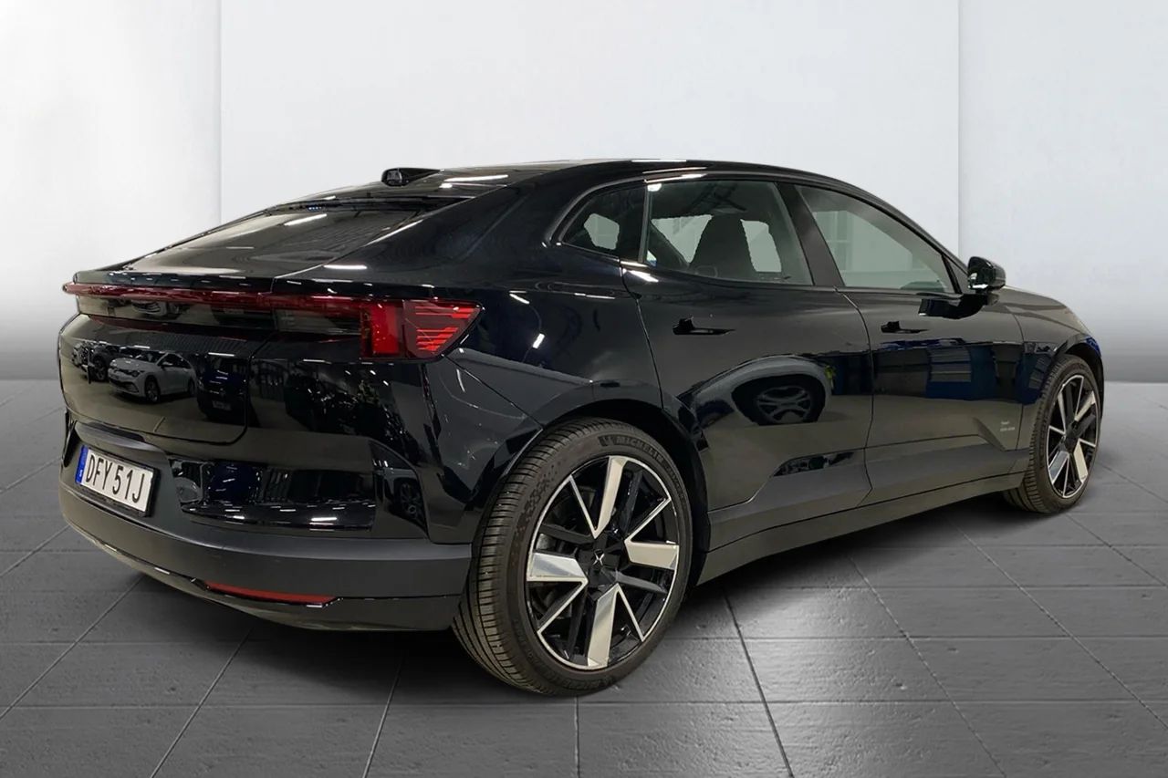 Polestar 4 Polestar 4 Coupé Long Range Dual Plus Pilot Pano 544hk – bild 4 av 12