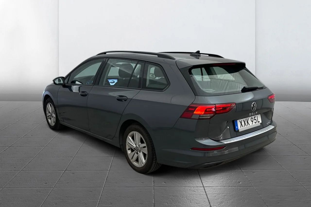 Volkswagen Golf SC 1.5 eTSI Aut Navi Kamera Keyless Massage MOMS – bild 6 av 10
