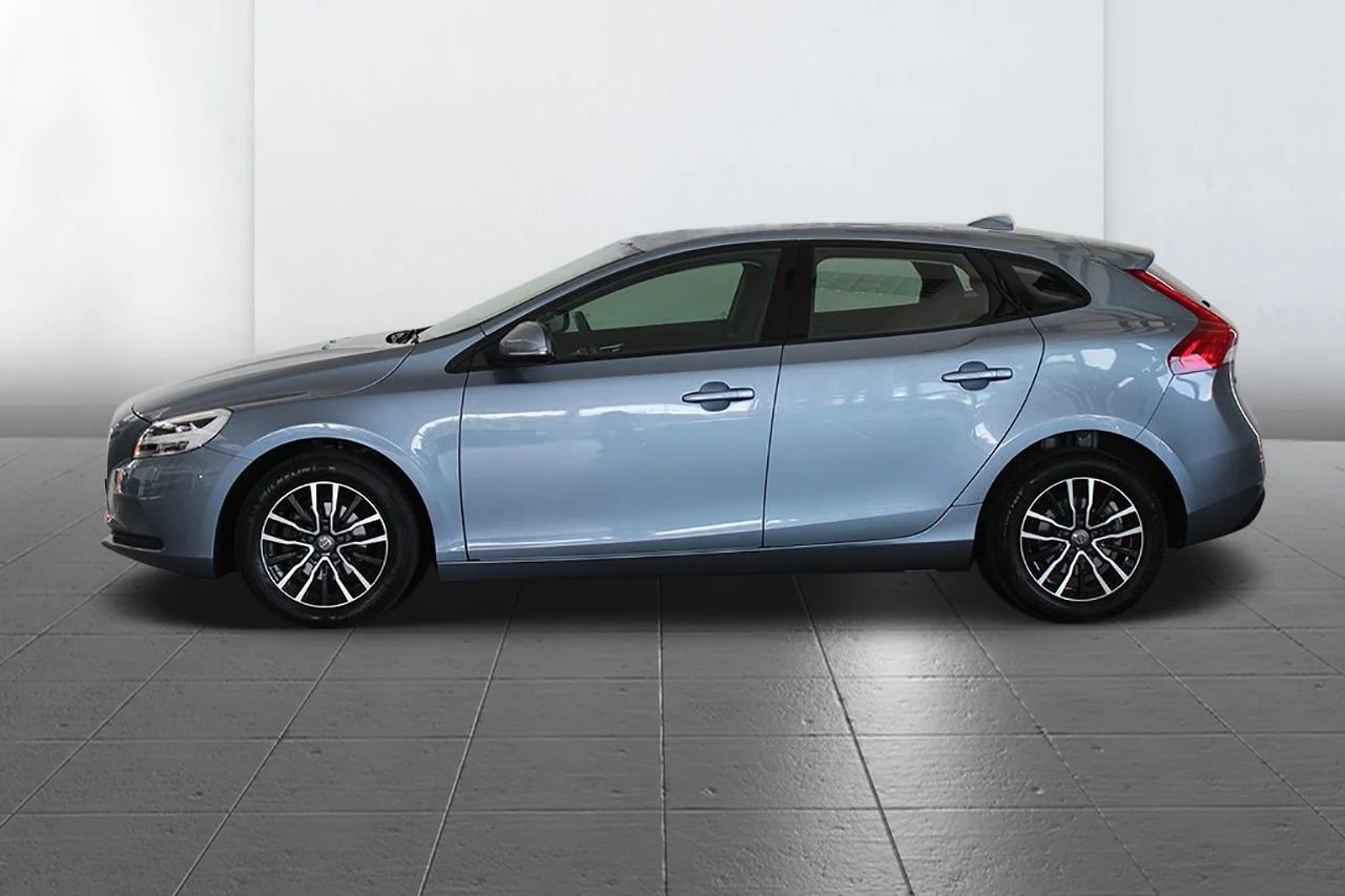 Volvo V40 D2 Business Adv Värmare P-Sens Fullserv@Volvo 120hk – bild 6 av 12
