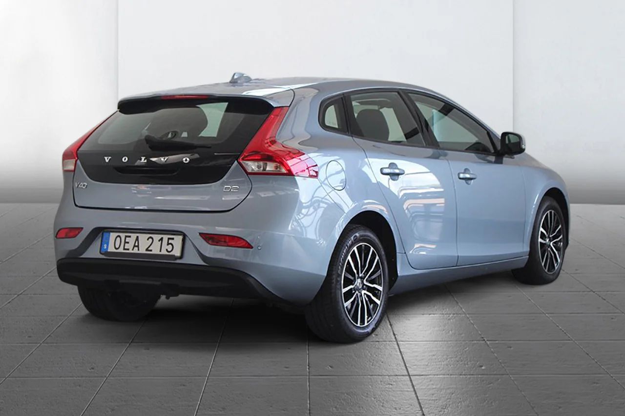 Volvo V40 D2 Business Adv Värmare P-Sens Fullserv@Volvo 120hk – bild 4 av 12