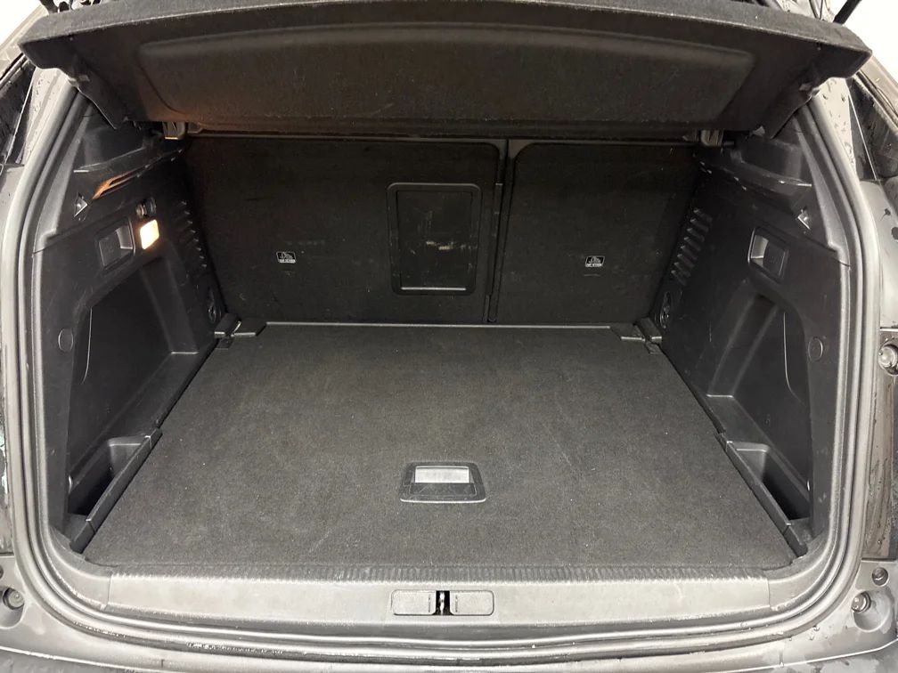 Peugeot 3008 1.2 PureTech GT Navi Kamera Delläder Cockpit MOMS – bild 10 av 10