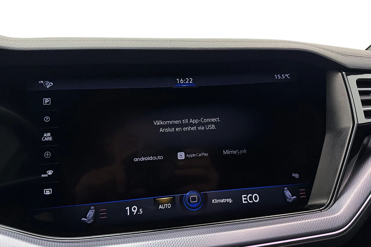 Volkswagen Touareg R eHybrid 3.0 V6 4M Drag Pano Navi HUD Luftfjädring DYNAUDIO *Se Spec* MOMS 462hk – bild 28 av 41