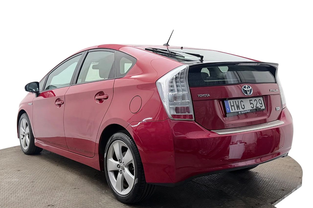 Toyota Prius Hybrid Head-Up Navi Kamera Keyless 136hk – bild 8 av 29