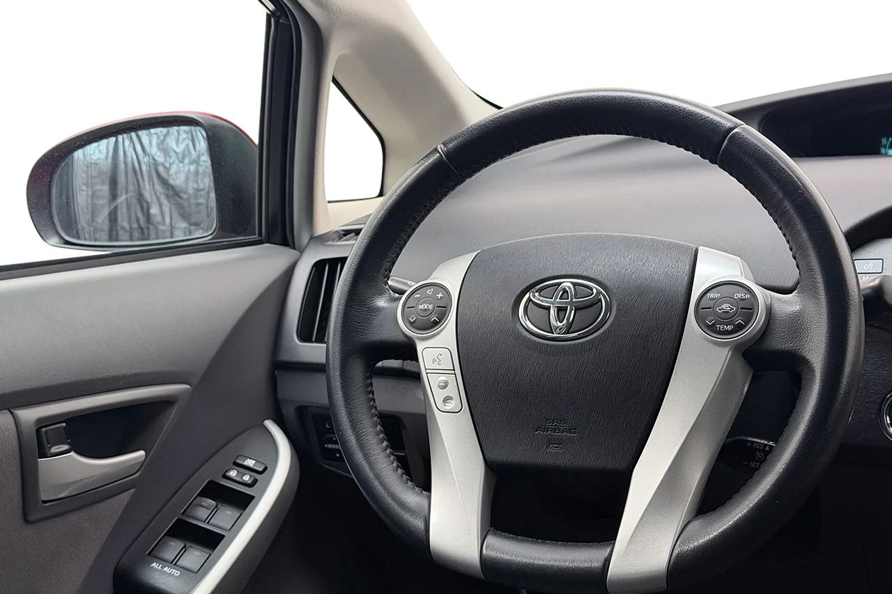 Toyota Prius Hybrid Head-Up Navi Kamera Keyless 136hk – bild 15 av 29
