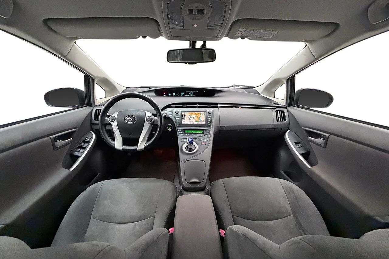 Toyota Prius Hybrid Head-Up Navi Kamera Keyless 136hk – bild 14 av 29