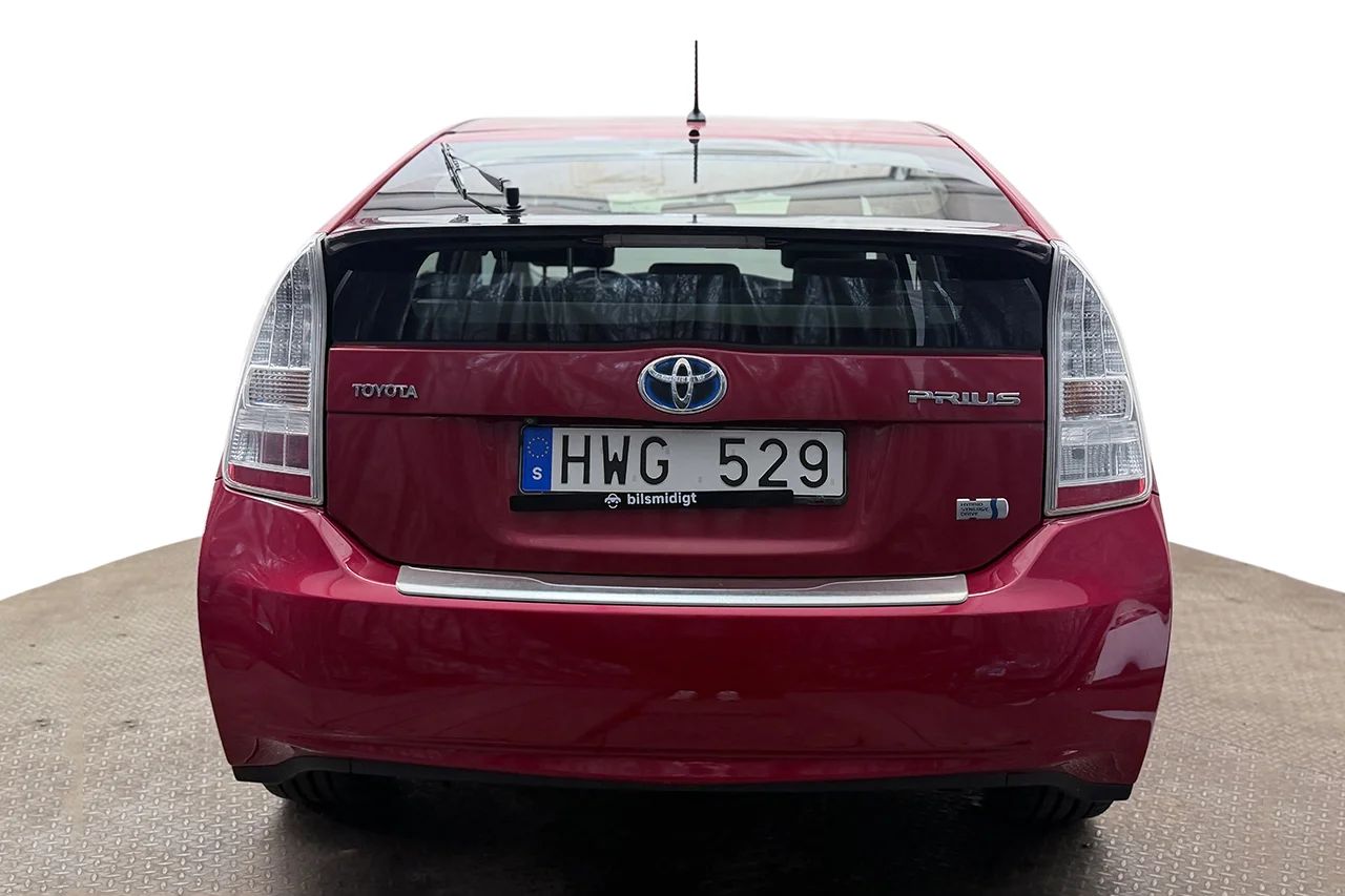 Toyota Prius Hybrid Head-Up Navi Kamera Keyless 136hk – bild 6 av 29