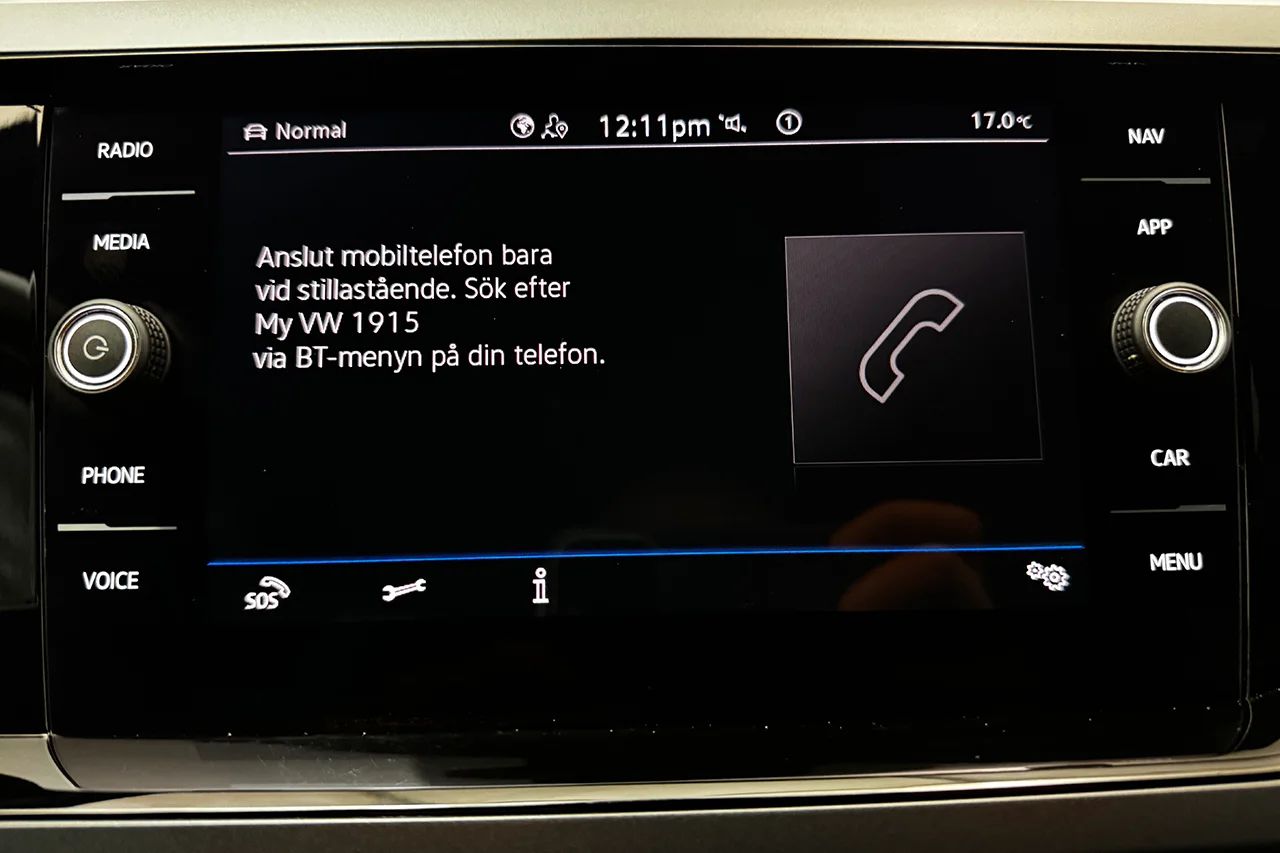 Volkswagen Taigo 11.0 TSI Aut R-Line Kamera Keyless IQ.Drive MOMS 116hk – bild 13 av 20