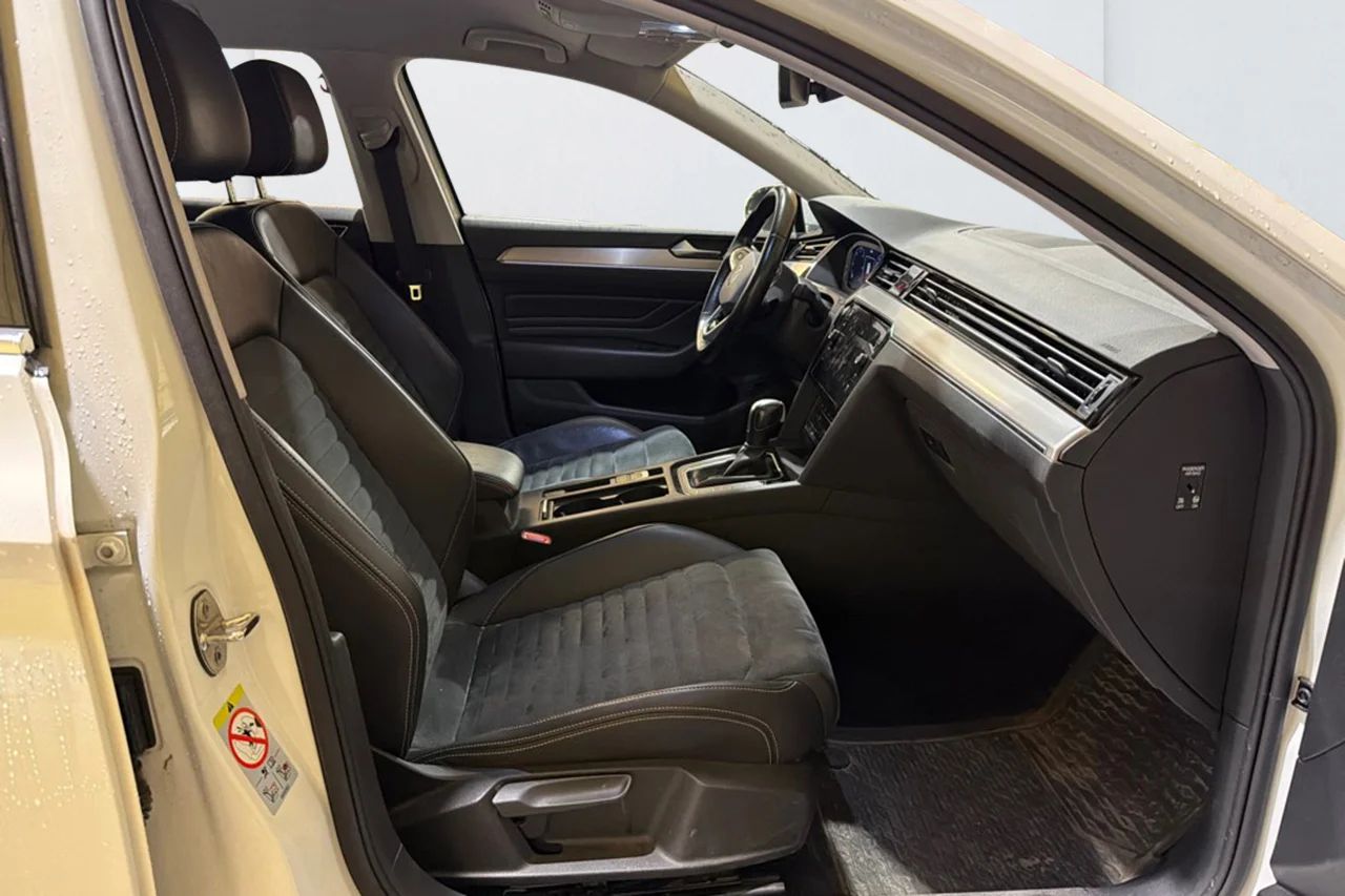 Volkswagen Passat SC 2.0 TDI 4M GT R Line Executive Drag Kamera IQ.Light 200hk – bild 7 av 11