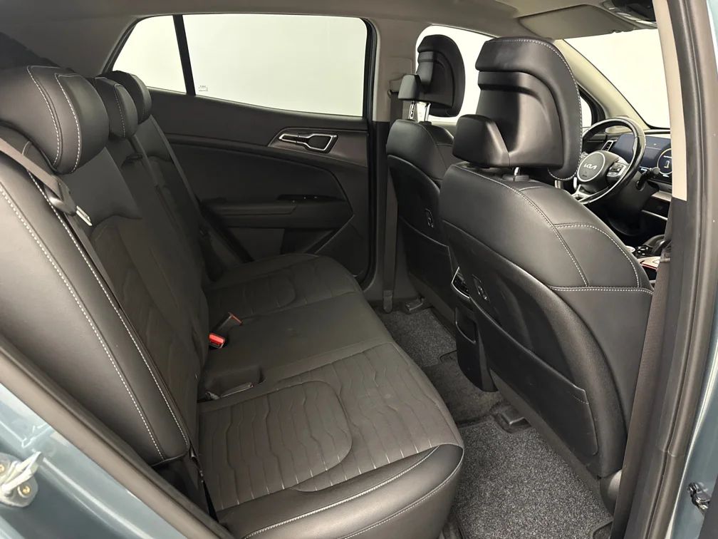 Kia Sportage PHEV Advance Drag Navi 360° Delläder Cockpit 265hk – bild 9 av 13