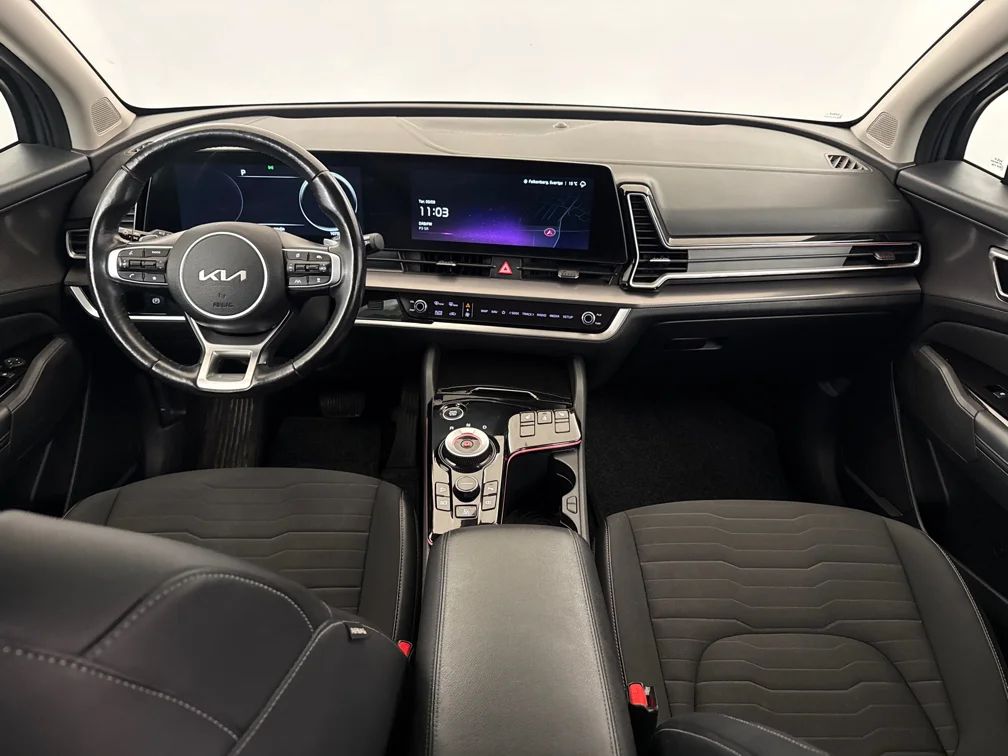Kia Sportage PHEV Advance Drag Navi 360° Delläder Cockpit 265hk – bild 10 av 13