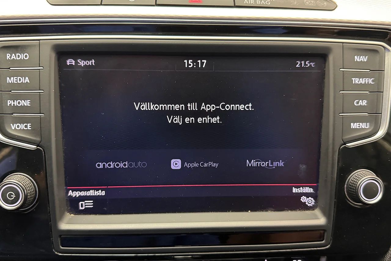 Volkswagen Passat Variant GTE 1.4 TSI Komfort&Design Drag Kamera Cockpit 218hk – bild 22 av 27