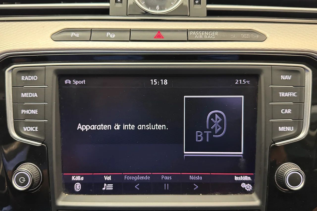 Volkswagen Passat Variant GTE 1.4 TSI Komfort&Design Drag Kamera Cockpit 218hk – bild 21 av 27