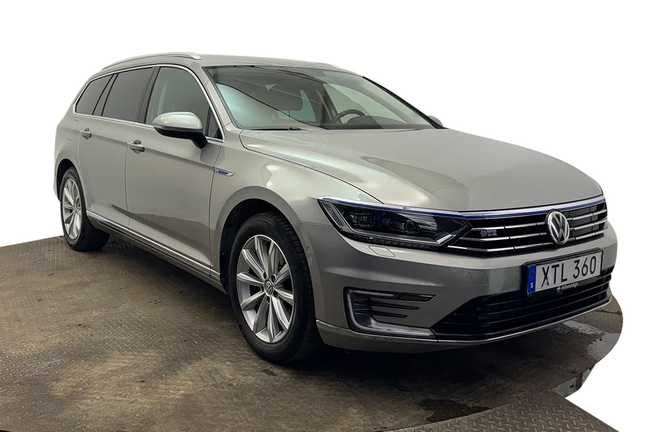 Volkswagen Passat Variant GTE 1.4 TSI Komfort&Design Drag Kamera Cockpit 218hk – bild 3 av 27