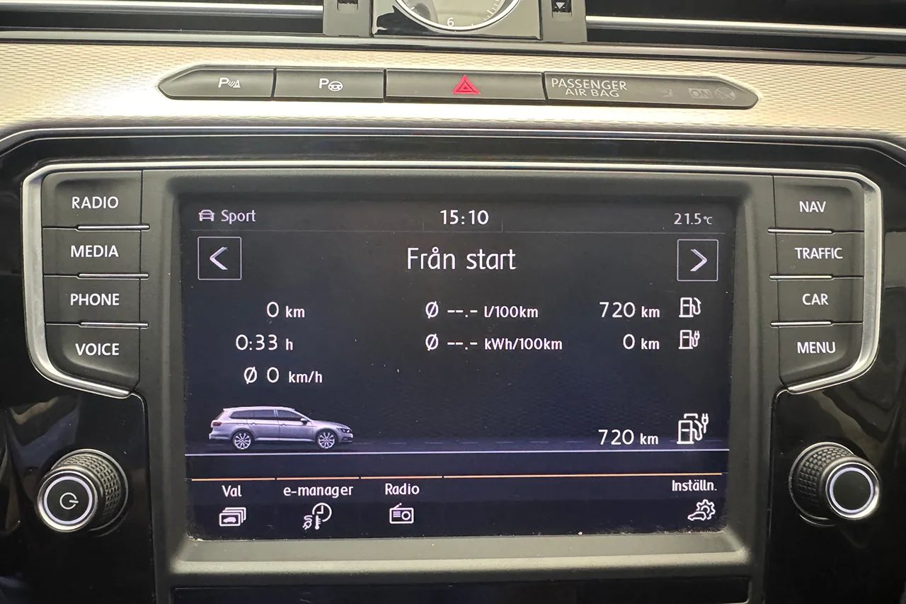 Volkswagen Passat Variant GTE 1.4 TSI Komfort&Design Drag Kamera Cockpit 218hk – bild 20 av 27
