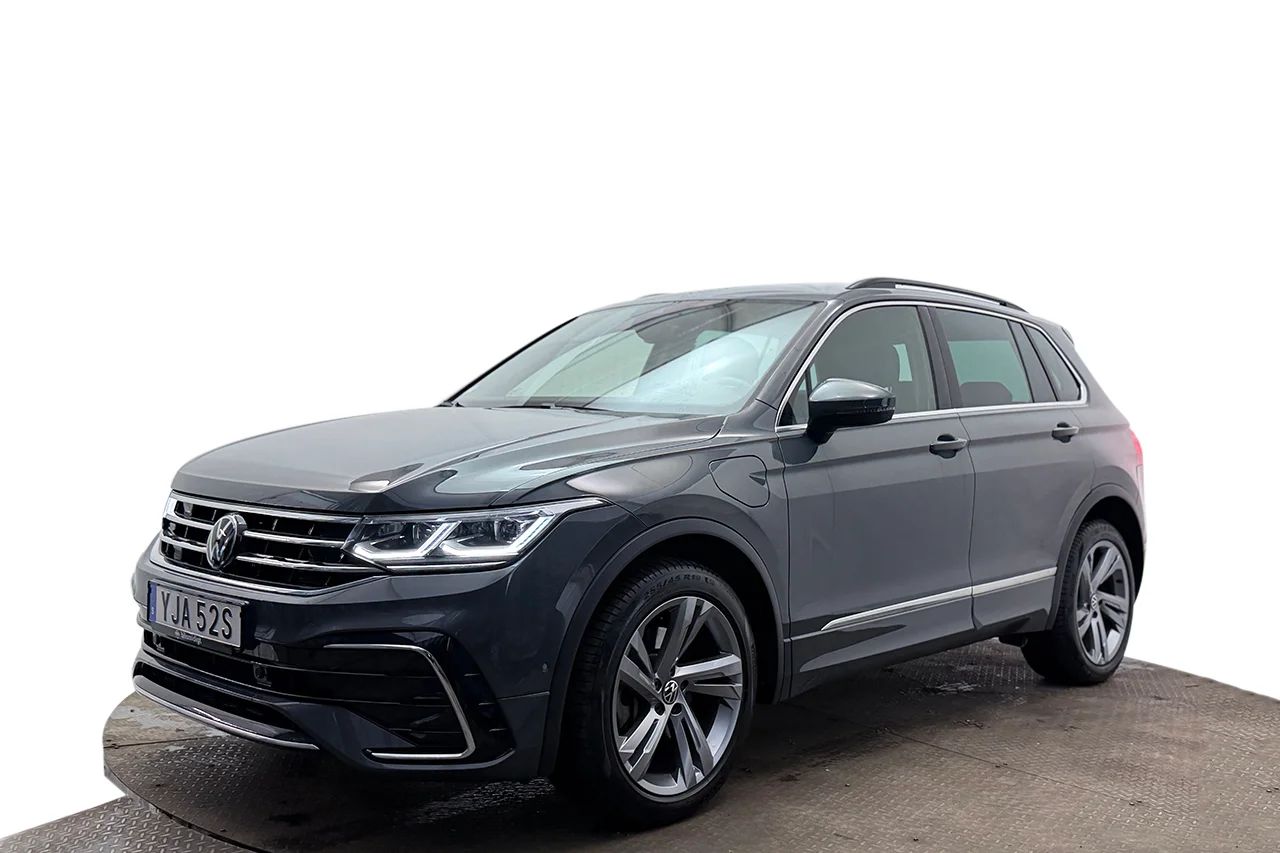 Volkswagen Tiguan eHybrid 1.4 TSI R-Line Drag Navi Kamera IQ.Light 245hk