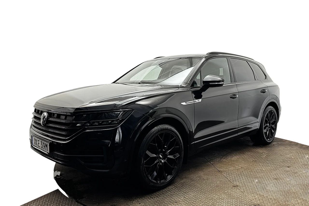 Volkswagen Touareg 3.0 V6 TDI 4Motion R-Line Executive Inno Drag Adaptiv Luftfjädring NightVision DYNAUDIO