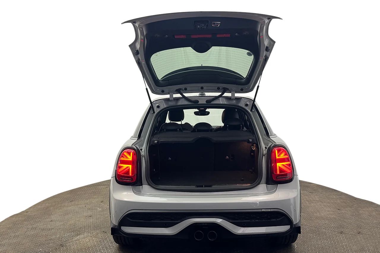 Mini Cooper S 5-dörr Aut Komfortpkt Connected Läder P-Sens 178hk – bild 4 av 14