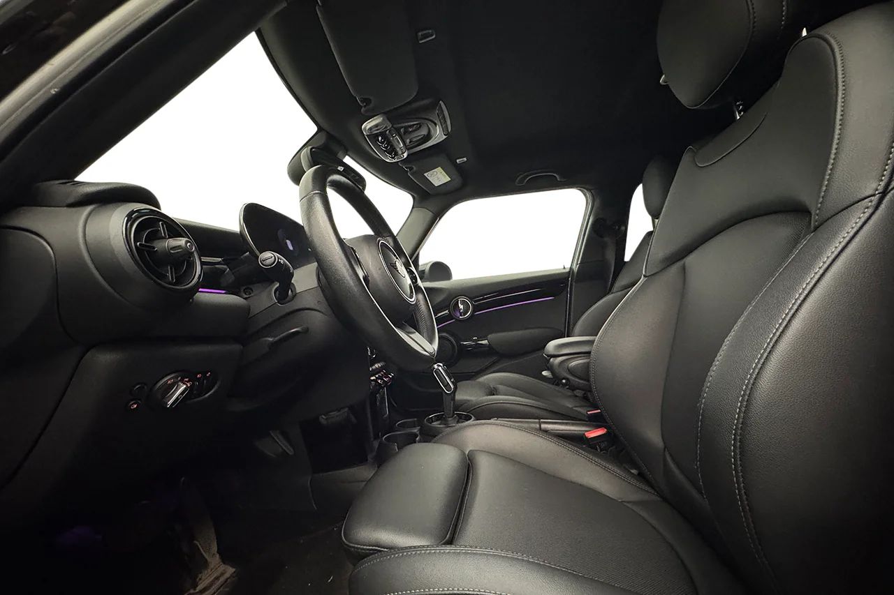 Mini Cooper S 5-dörr Aut Komfortpkt Connected Läder P-Sens 178hk – bild 7 av 14