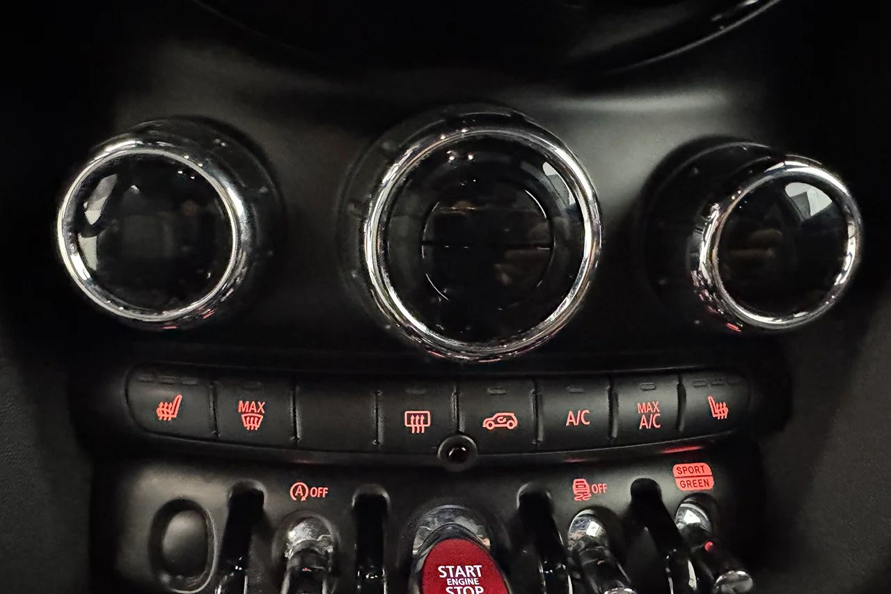 Mini Cooper S 5-dörr Aut Komfortpkt Connected Läder P-Sens 178hk – bild 10 av 14