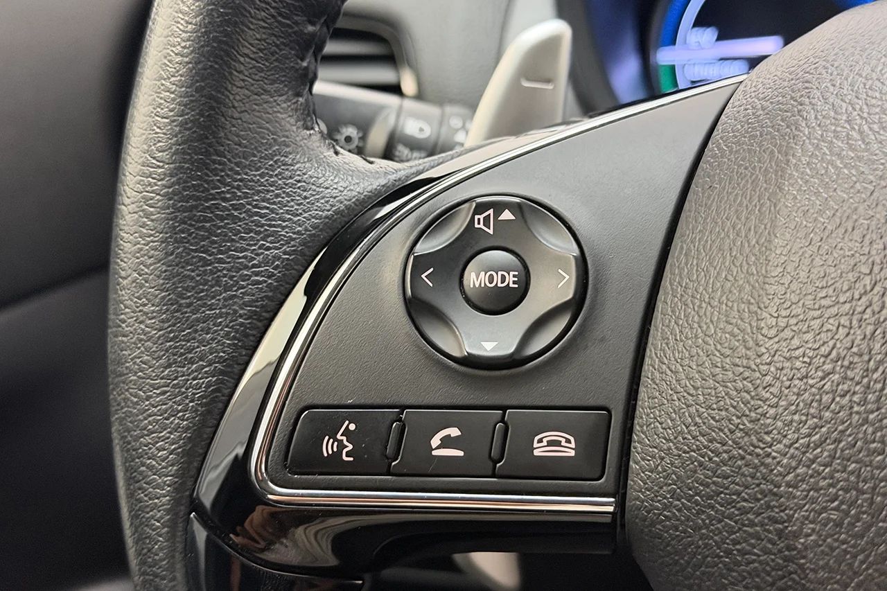 Mitsubishi Eclipse Cross PHEV 2.4 4WD Kamera Keyless Filassist MOMS 188hk – bild 15 av 30