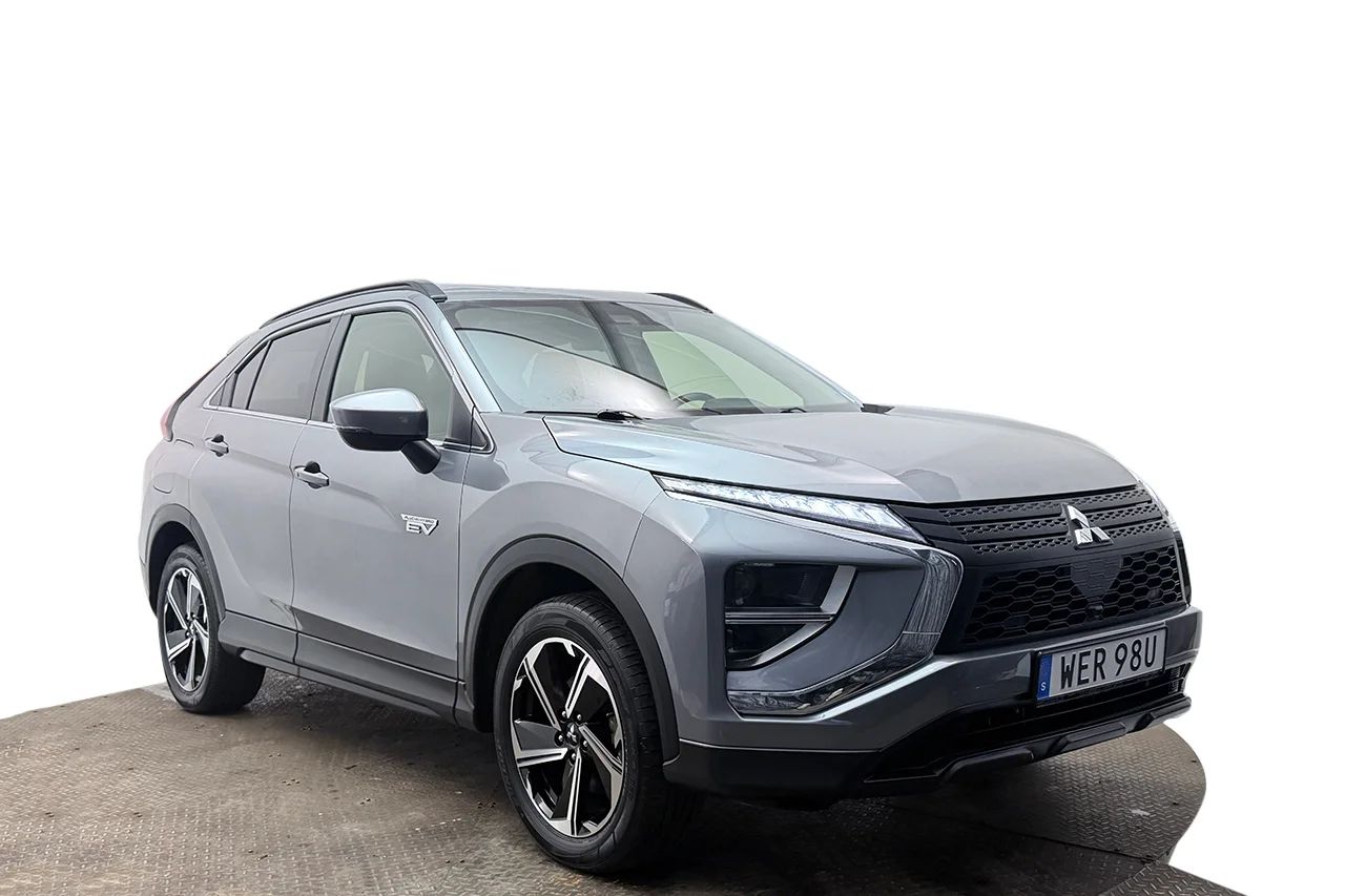 Mitsubishi Eclipse Cross PHEV 2.4 4WD Kamera Keyless Filassist MOMS 188hk – bild 3 av 30