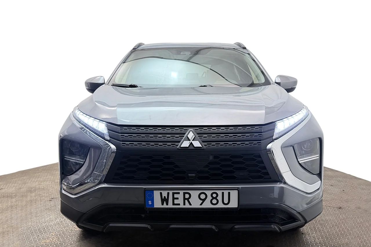 Mitsubishi Eclipse Cross PHEV 2.4 4WD Kamera Keyless Filassist MOMS 188hk – bild 2 av 30