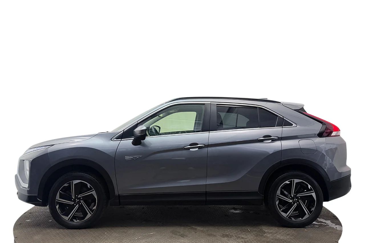 Mitsubishi Eclipse Cross PHEV 2.4 4WD Kamera Keyless Filassist MOMS 188hk – bild 9 av 30