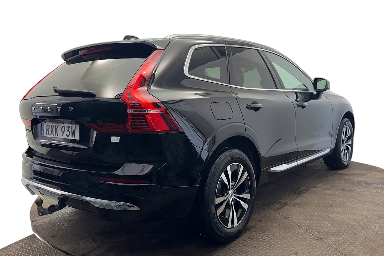 Volvo XC60 Recharge T6 AWD Drag Pano Navi Kamera BLIS MOMS 350hk – bild 5 av 36