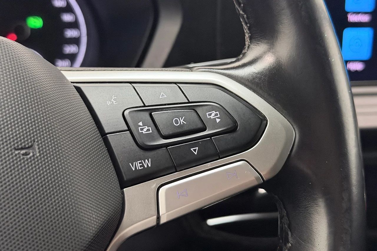 Volkswagen Caddy 2.0 TDI Automat Life 5-sits ergoComfort Värmare Kamera MOMS – bild 21 av 35