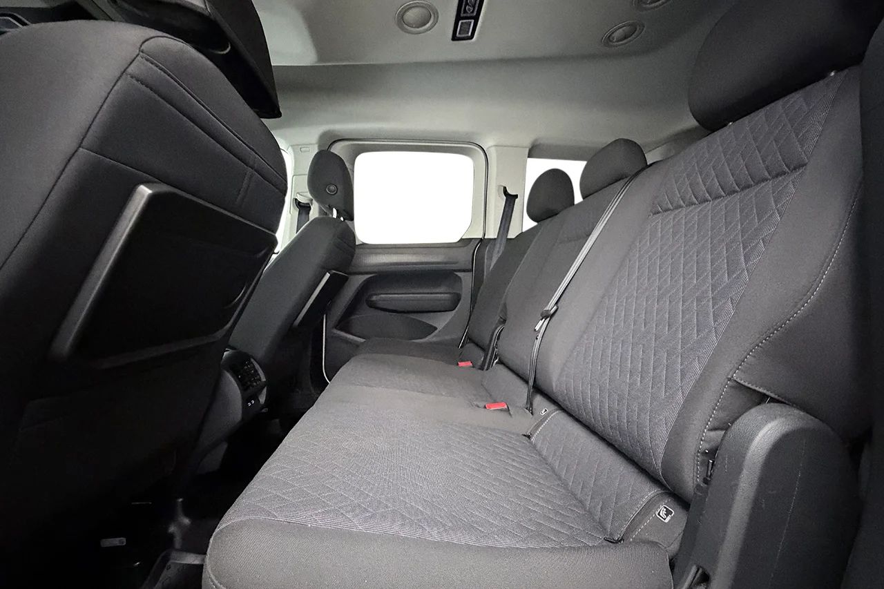 Volkswagen Caddy 2.0 TDI Automat Life 5-sits ergoComfort Värmare Kamera MOMS – bild 13 av 35