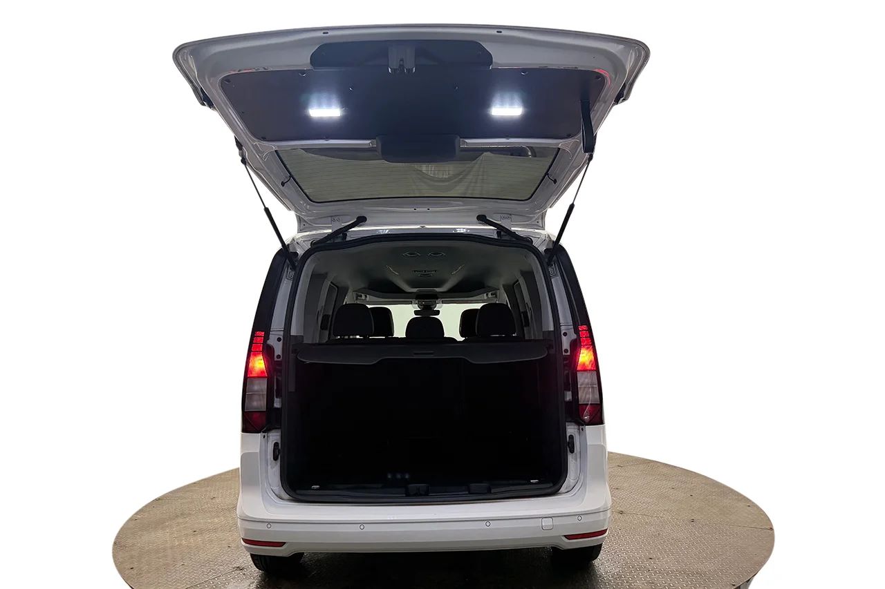 Volkswagen Caddy 2.0 TDI Automat Life 5-sits ergoComfort Värmare Kamera MOMS – bild 7 av 35