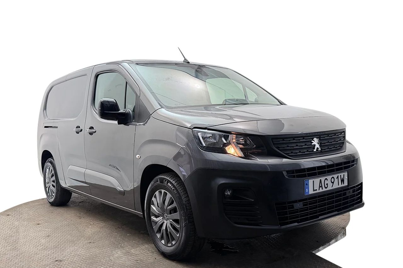 Peugeot e-Partner L2 50 kWh Inredd 3-sits Navi Kamera P-Sensorer MOMS 136hk