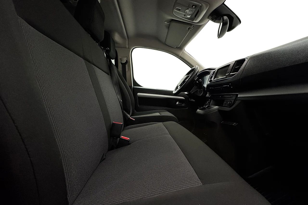 Toyota ProAce Verso 2.0 D-4D Aut Lång 9sits Drag HeadUp Värmare MOMS 177hk – bild 15 av 29