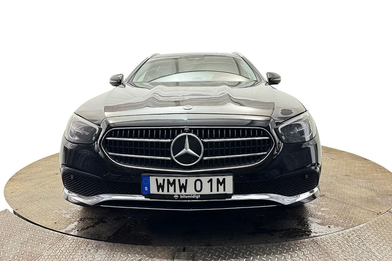 Mercedes-Benz E 300 T de 4M Premium SE Avantgarde Drag 360° Burmester – bild 2 av 35