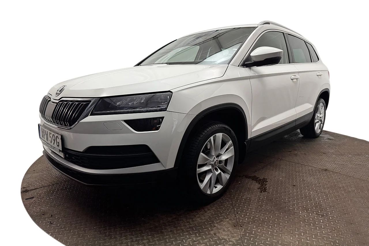 Škoda Karoq 2.0 TDI 4x4 Aut Style Drag Navi Kamera Värmare MOMS – bild 1 av 32