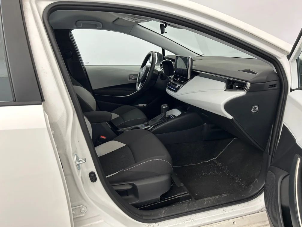 Toyota Corolla Touring Sports Hybrid Kamera Rattvärme Adaptiv Farthållare MOMS 122hk – bild 7 av 11