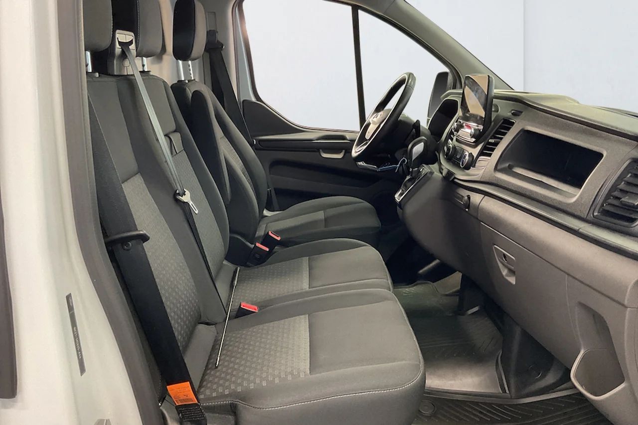 Ford Transit Custom 280 2.0 L1 Automat 2xSidodörr 3-sits P-Sensorer MOMS 130hk – bild 10 av 12