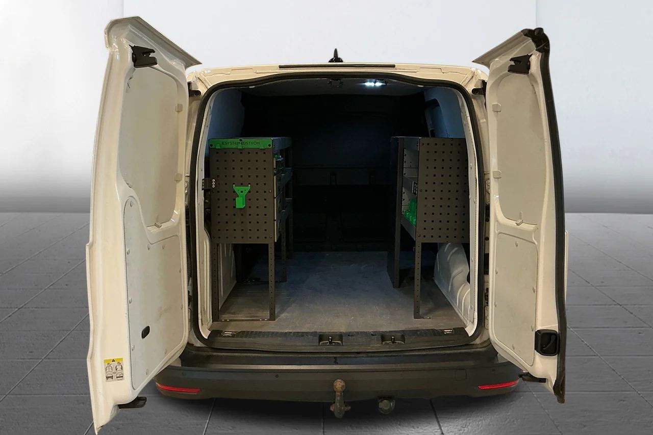 Volkswagen Caddy Cargo Maxi 2.0 TDI 4Motion Drag Inredd Kamera Värmare MOMS 122hk – bild 5 av 10