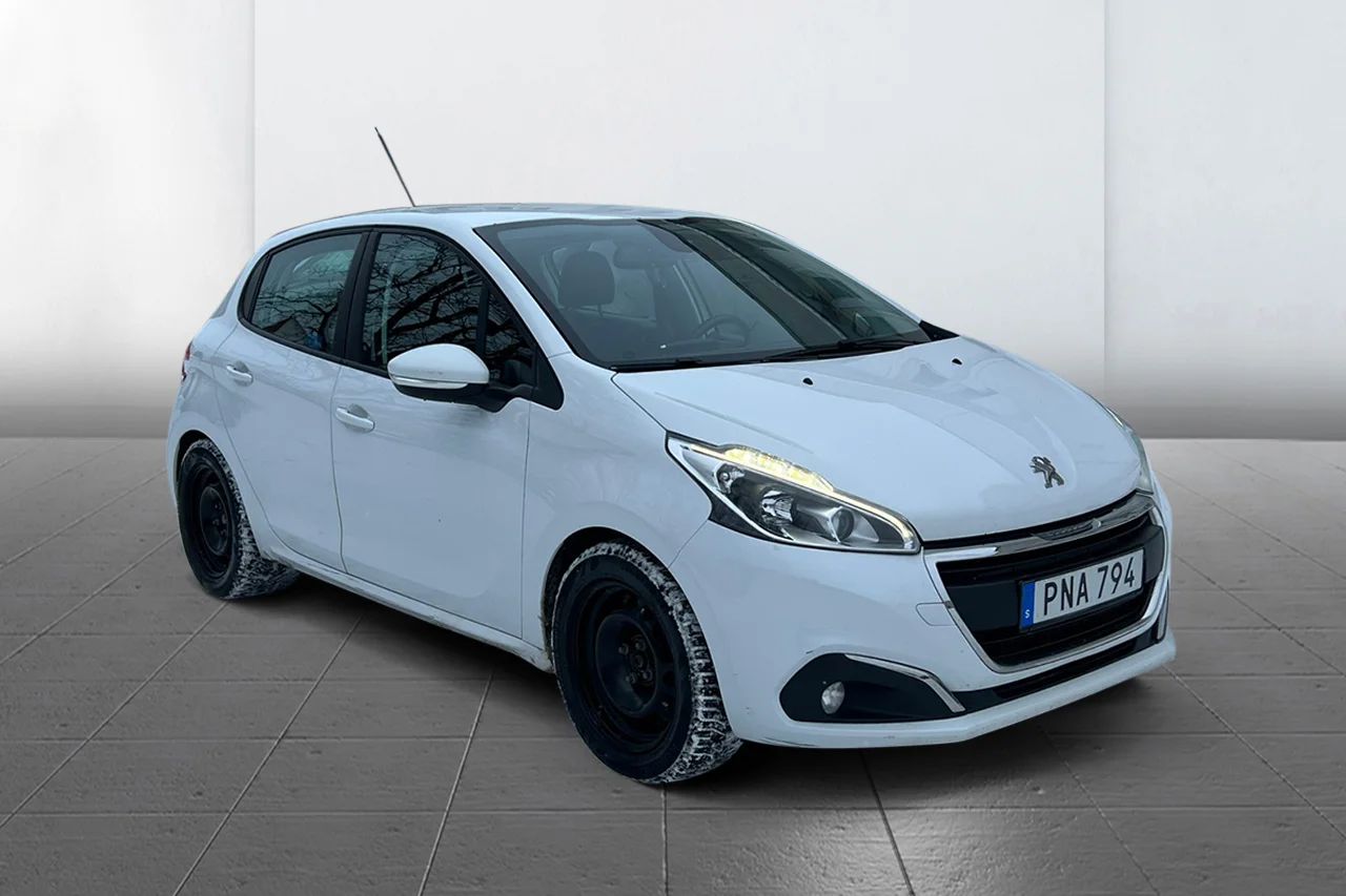 Peugeot 208 1.2 PureTech Pekskärm Farthållare 82hk – bild 3 av 9