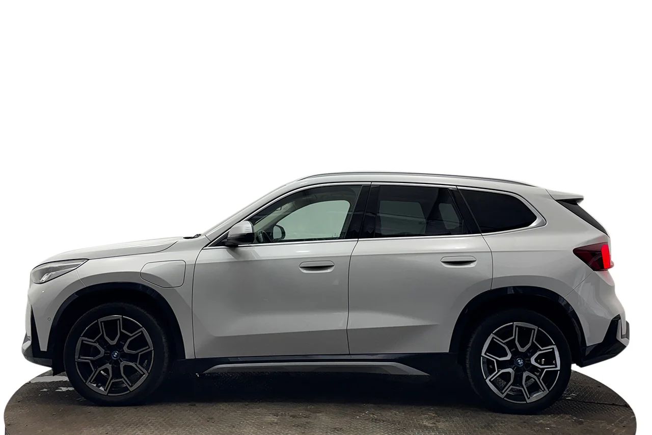 BMW X1 xDrive25e Steptronic, 245hk, 2024 – bild 9 av 37