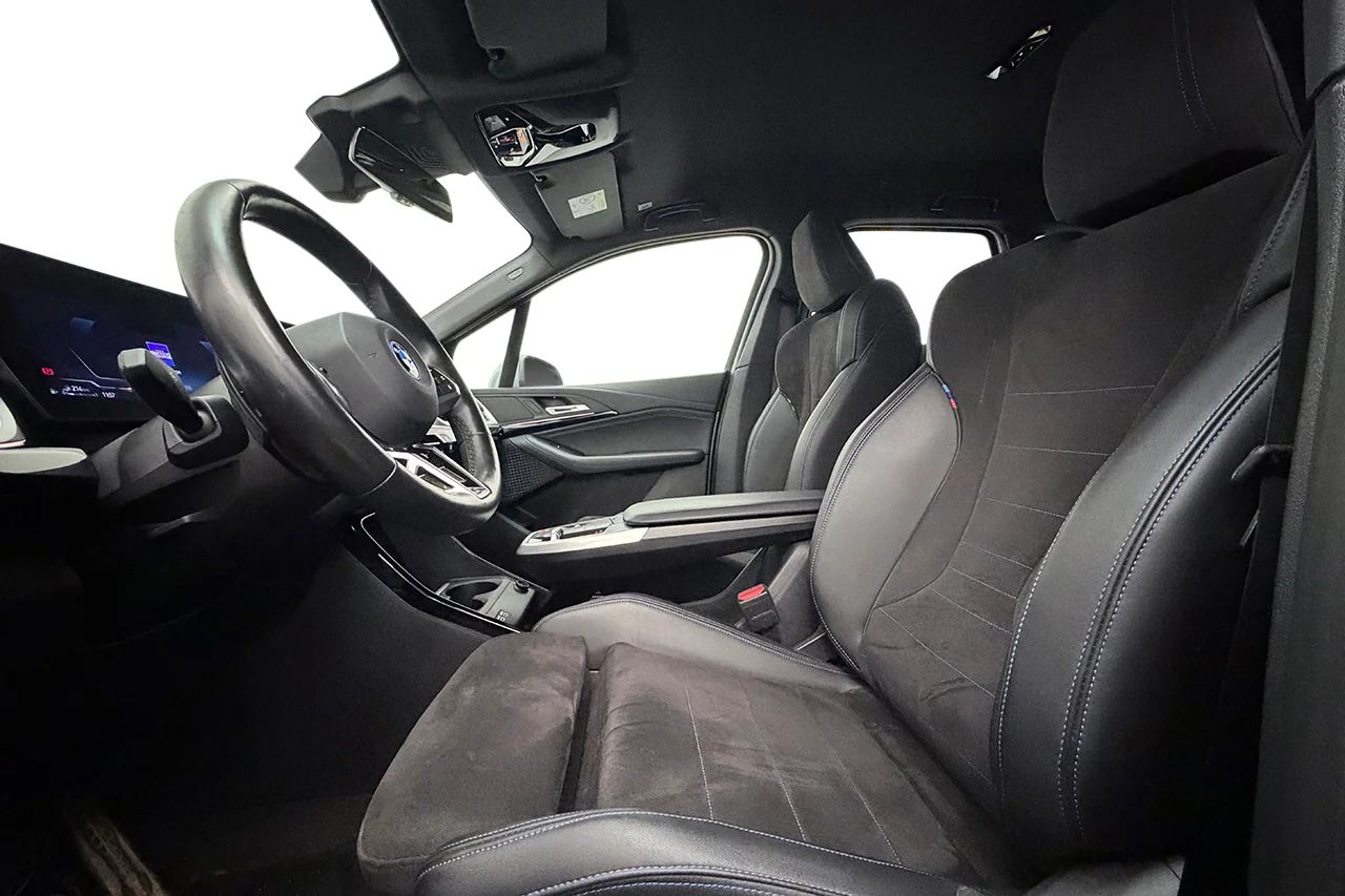 BMW 225e xDrive Active Tour M Sport P-Klimat Navi Kamera MOMS 245hk – bild 11 av 41
