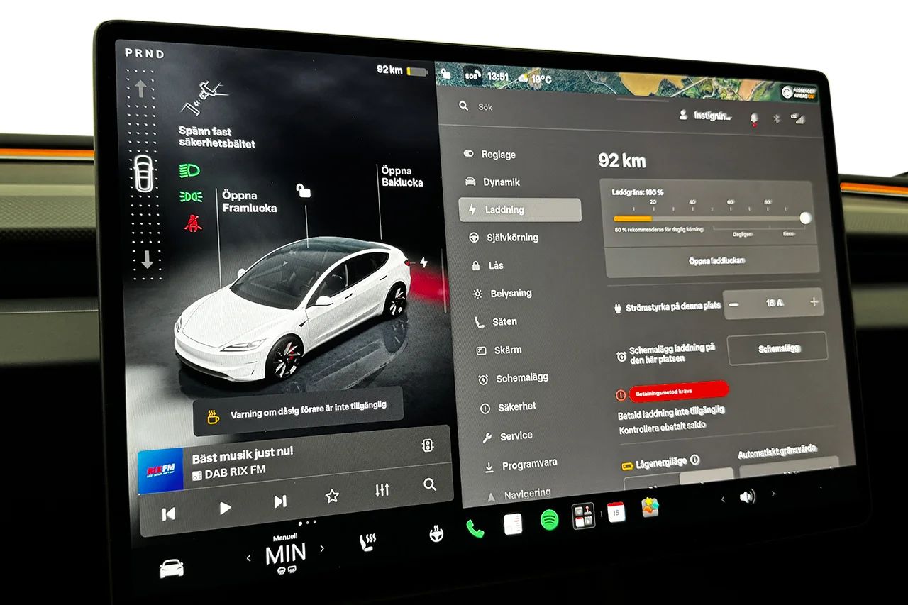 Tesla Model 3 Performance Pano Läder AI-Dator Värmare 627hk – bild 24 av 38