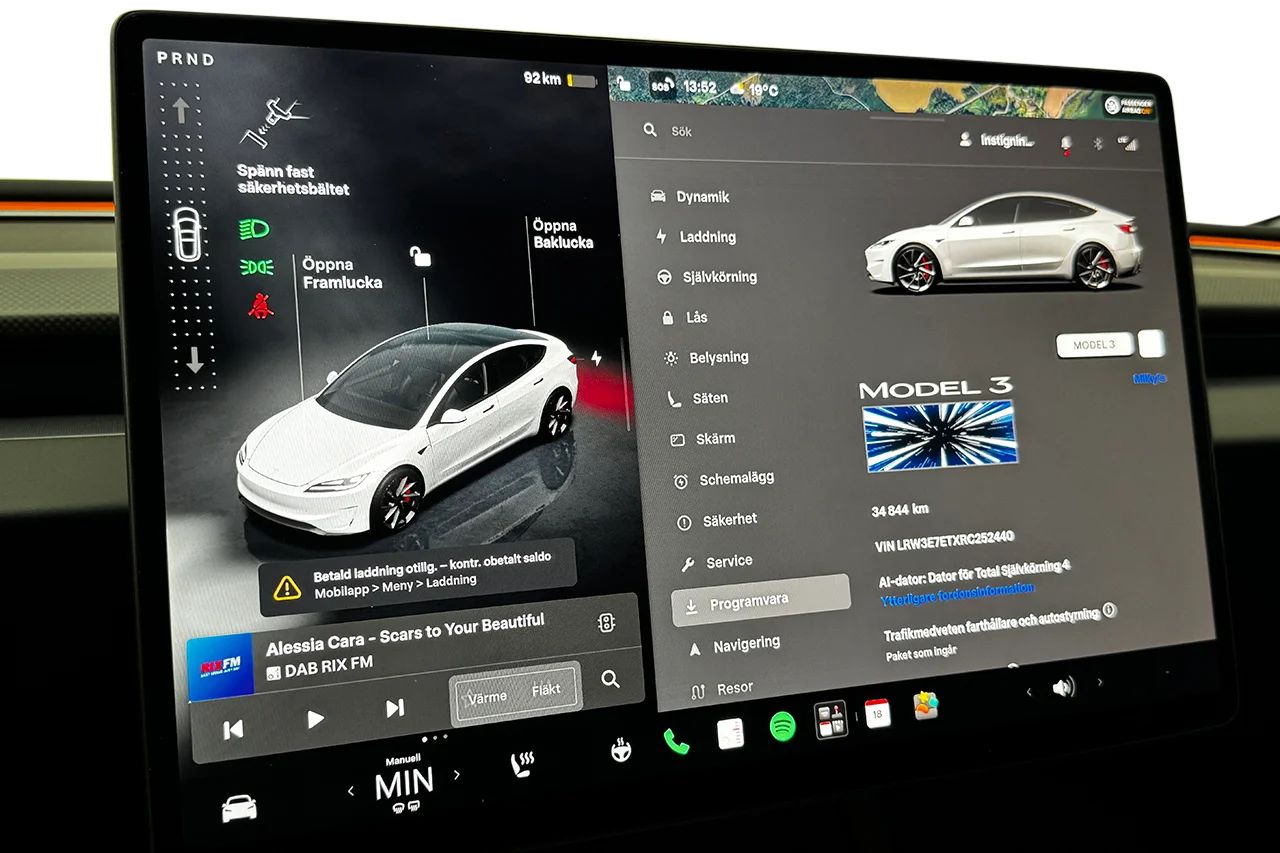 Tesla Model 3 Performance Pano Läder AI-Dator Värmare 627hk – bild 27 av 38