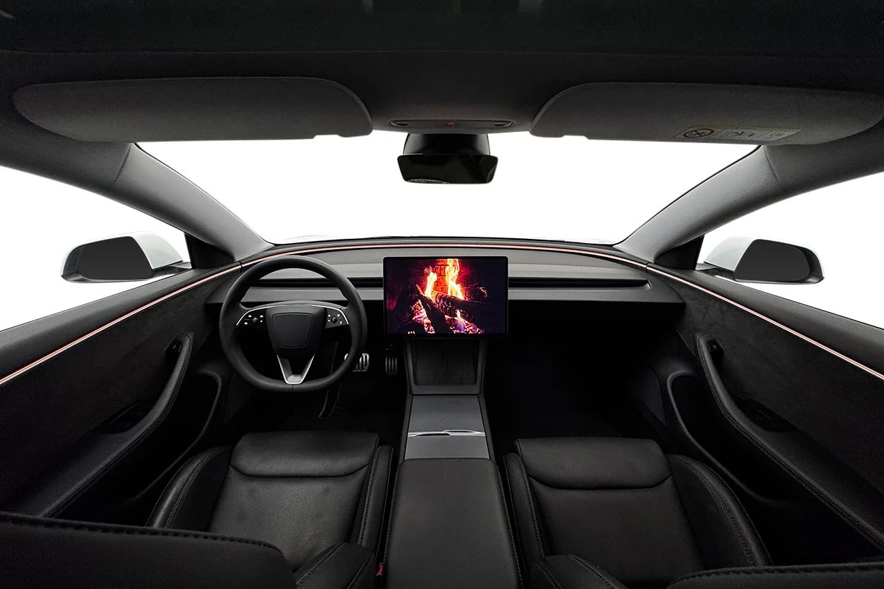 Tesla Model 3 Performance Pano Läder AI-Dator Värmare 627hk – bild 16 av 38