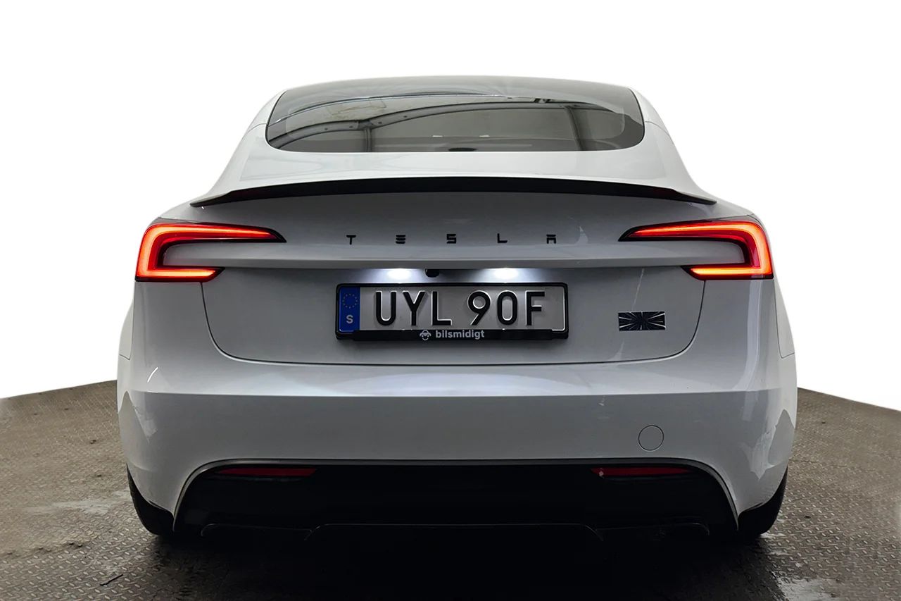 Tesla Model 3 Performance Pano Läder AI-Dator Värmare 627hk – bild 6 av 38