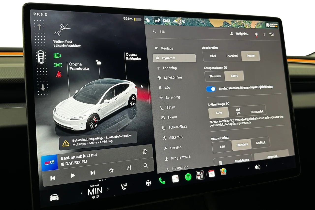 Tesla Model 3 Performance Pano Läder AI-Dator Värmare 627hk – bild 23 av 38