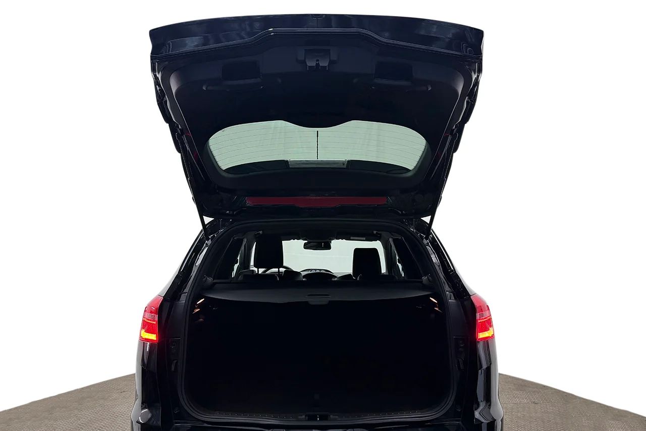 Ford Focus ST Kombi Automat Läder Elsäte Keyless Filassist 185hk – bild 32 av 32