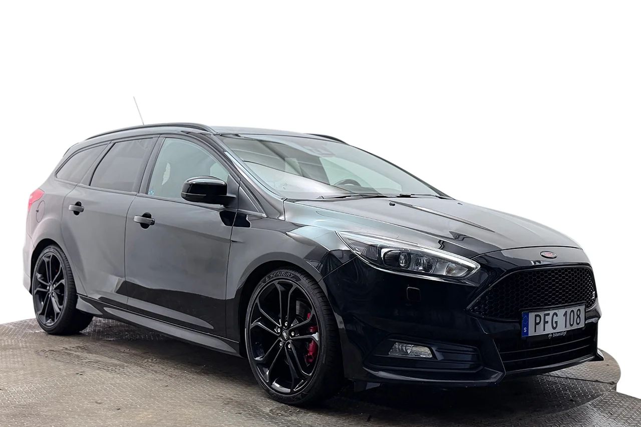 Ford Focus ST Kombi Automat Läder Elsäte Keyless Filassist 185hk – bild 3 av 32