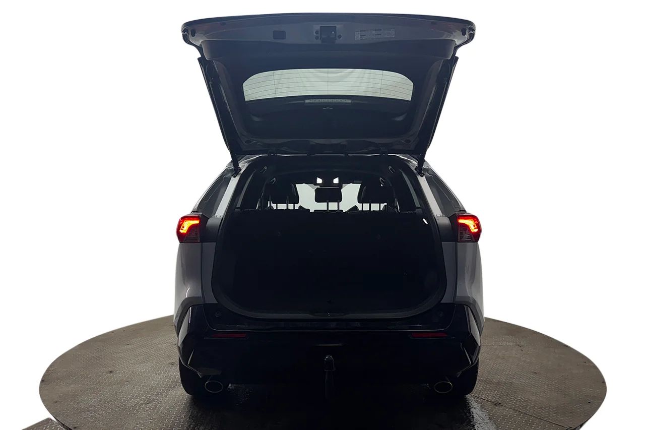 Toyota RAV4 Plug-in Hybrid Plug-in Drag HeadUp Cockpit Navi 360° Läder 306hk – bild 7 av 37