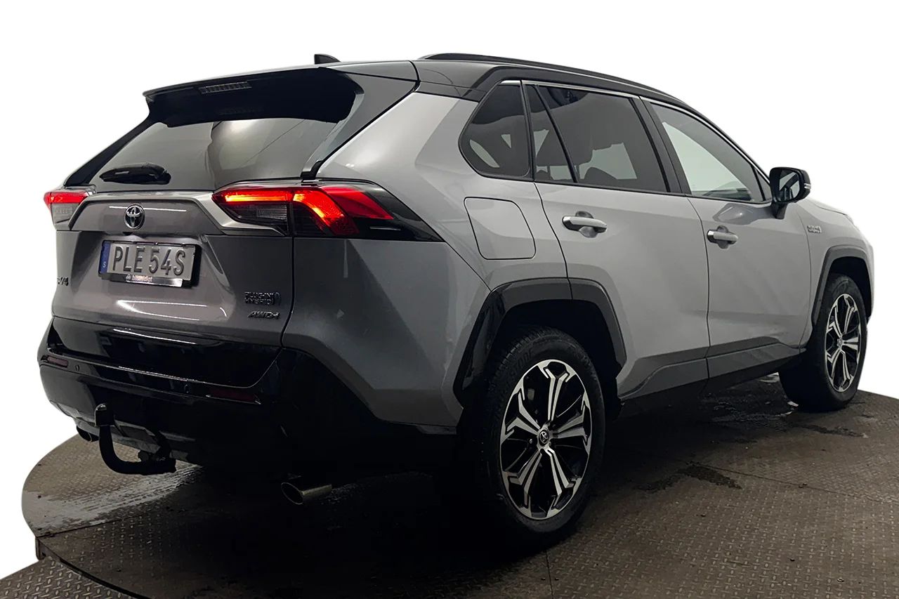 Toyota RAV4 Plug-in Hybrid Plug-in Drag HeadUp Cockpit Navi 360° Läder 306hk – bild 5 av 37